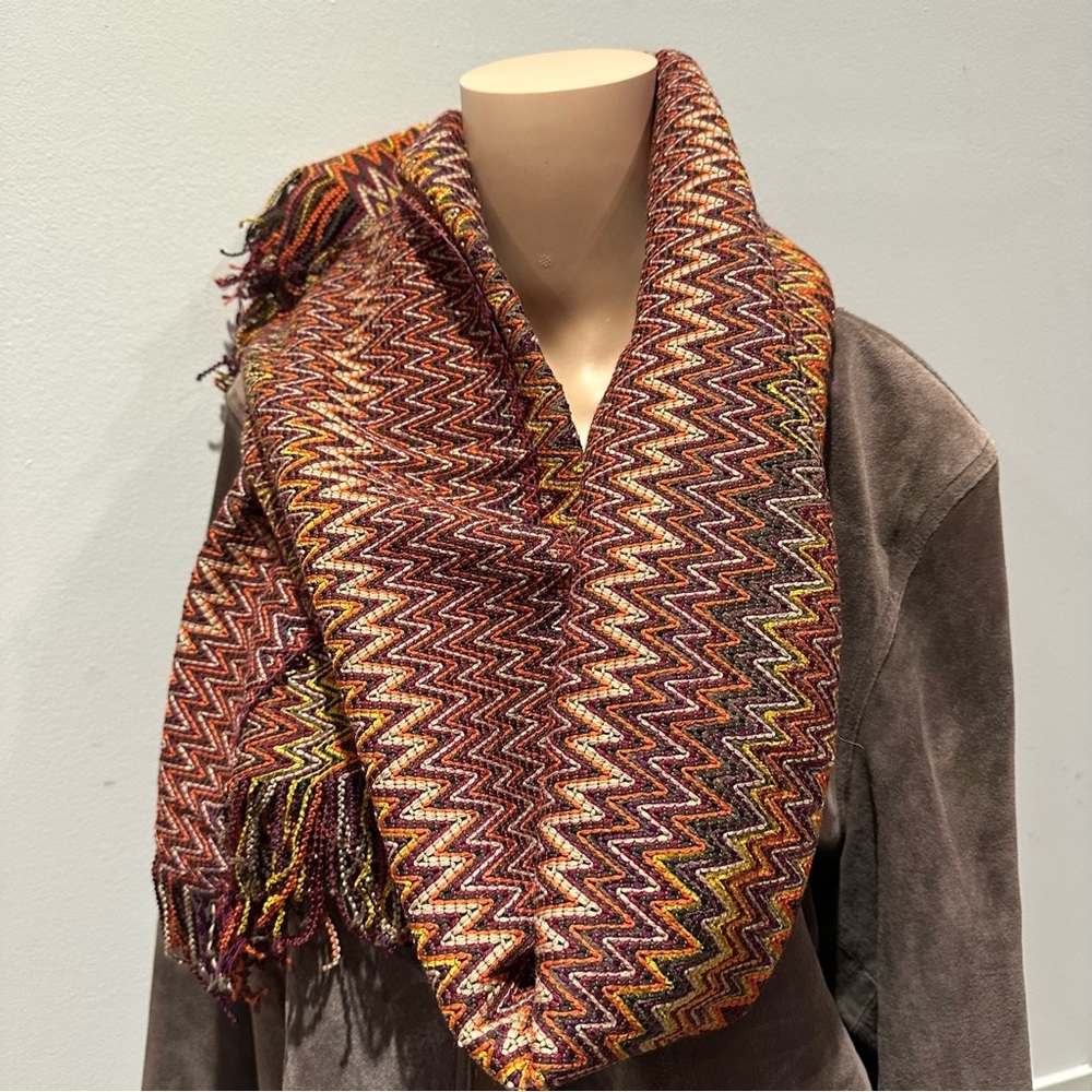 Missoni Zigzag Wool Blend Scarf in a multi color Brown orange and yellow pattern - Picture 4 of 6